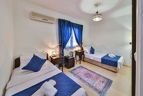 Livan Hotel Deluxe