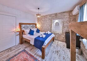 Livan Hotel Deluxe