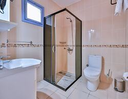 Livan Hotel Deluxe