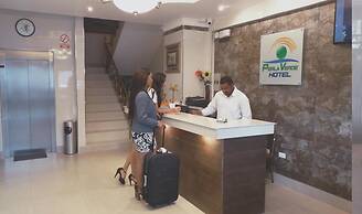 Hotel Perla Verde