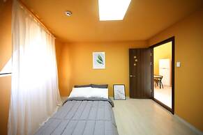 Mori House