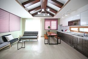 Mori House