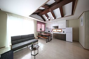 Mori House