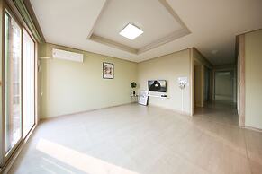 Mori House