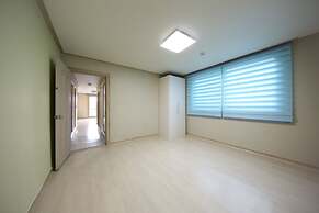 Mori House