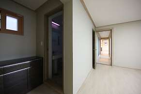 Mori House