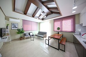 Mori House