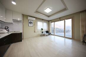Mori House