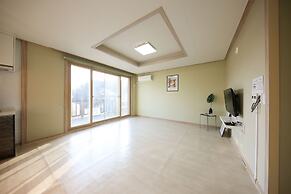 Mori House