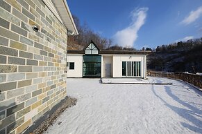 Mori House