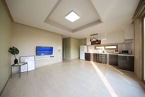 Mori House