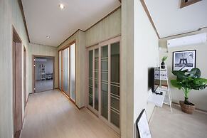Mori House
