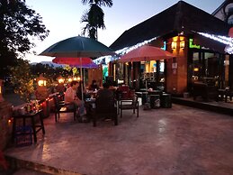 SaimoonburyResort