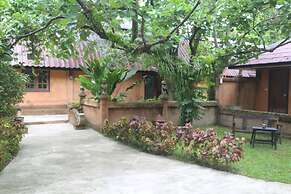 SaimoonburyResort