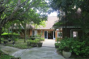 SaimoonburyResort