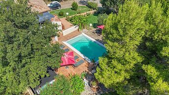 Villa Alyzea