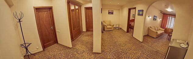 Le Vashoff Hotel