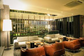 One Residence Hotel & Apartment