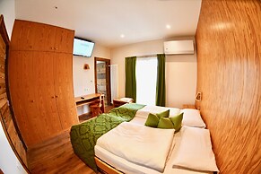 Hotel Alpenrose