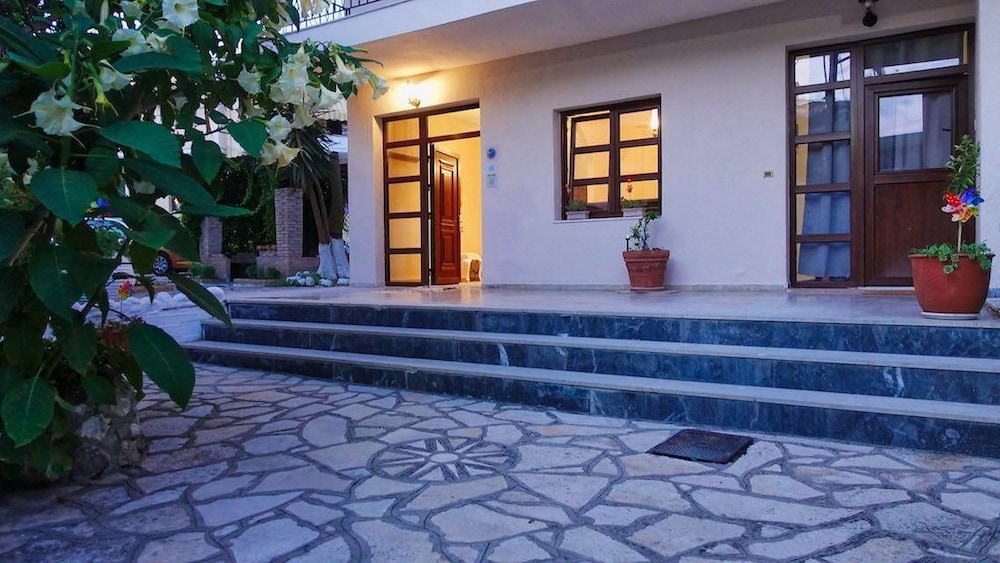 Alkion Hotel