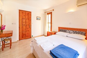 Korsan Apartments