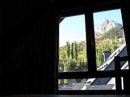 Aparthotel Sarrato