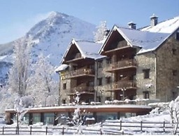 Aparthotel Sarrato