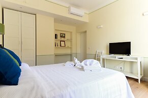 Monti Apartment