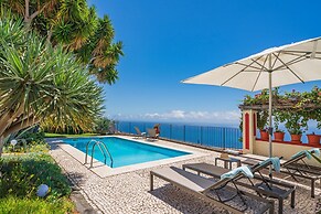 Quinta D'Alegria by Our Madeira