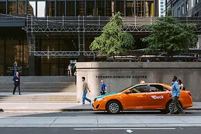 QuickStay Yorkville Condo - Yonge & Bloor