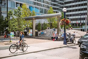 QuickStay Yorkville Condo - Yonge & Bloor