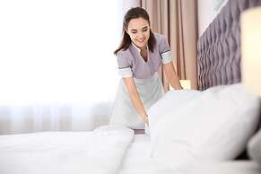 Pomeroy Inn & Suites Prince George