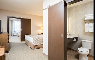 Pomeroy Inn & Suites Prince George