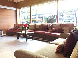Grand Thara Hotel
