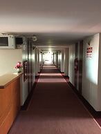 Grand Thara Hotel
