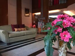 Grand Thara Hotel