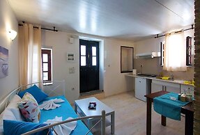 Aloha Maisonette
