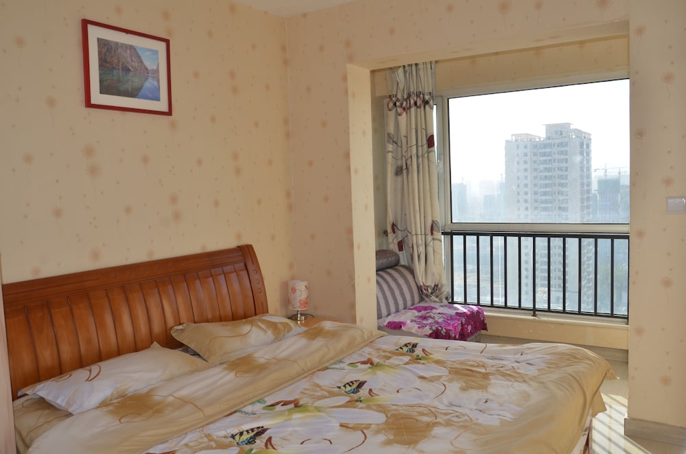 Lan Zhou Long Shang Rain Fall
