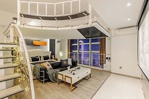 The Bund River Prologue Residence