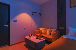 The Bund River Prologue Residence
