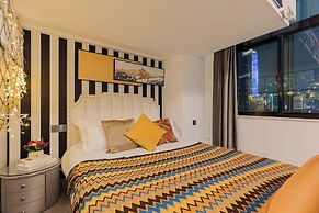 The Bund River Prologue Residence