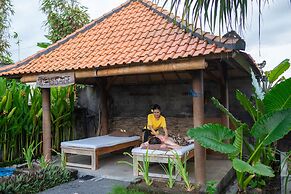 West Break Bali Medewi