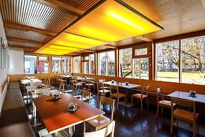 DJH Garmisch- Partenkirchen - Hostel