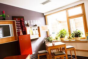 DJH Garmisch- Partenkirchen - Hostel