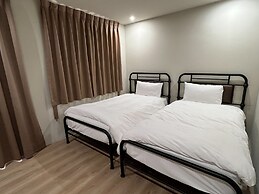 Saint Hostel