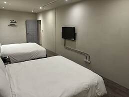 Saint Hostel