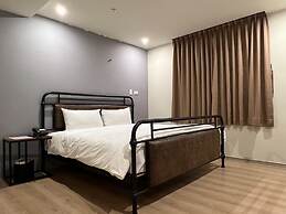 Saint Hostel