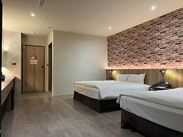 Saint Hostel