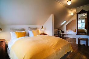 Bankinn - Hotel by Aldan