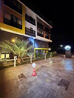 Deluxe Beach Residence